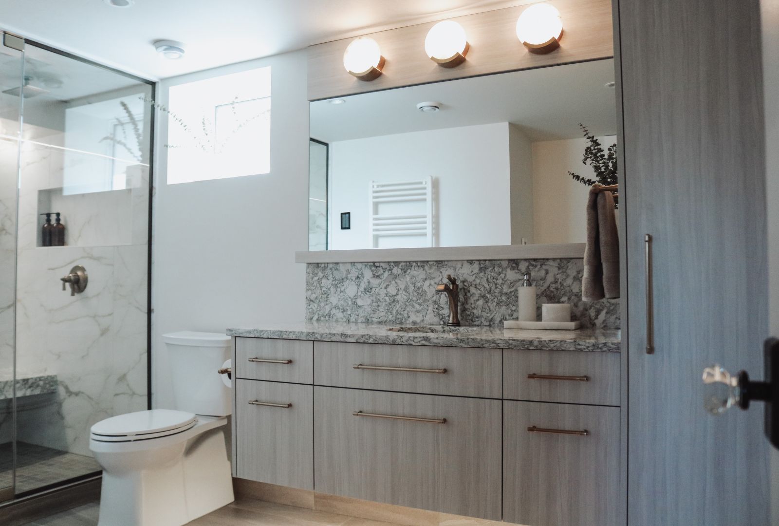 modern saskatoon bathroom vanity